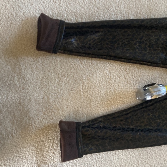 NWT She’s High Waist Leggings - Picture 16 of 16